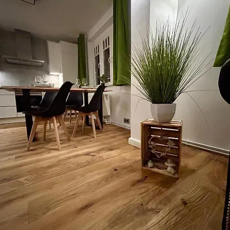 Im Gruenen Mit Kamin Oranienburg