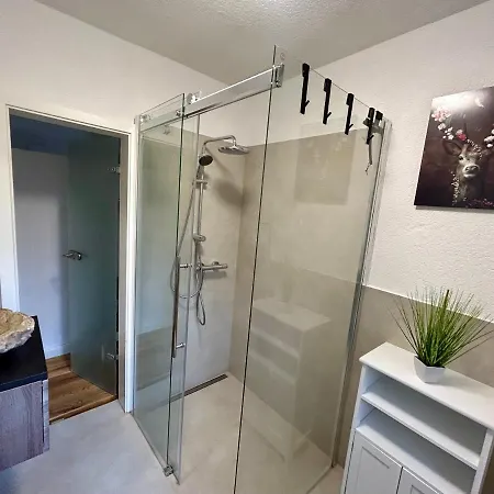 Holiday home Im Gruenen Mit Kamin Oranienburg