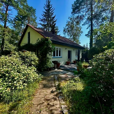 Im Gruenen Mit Kamin Prázdninový dům Oranienburg