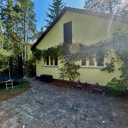 Im Gruenen Mit Kamin Oranienburg