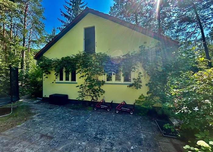 Im Gruenen Mit Kamin Oranienburg